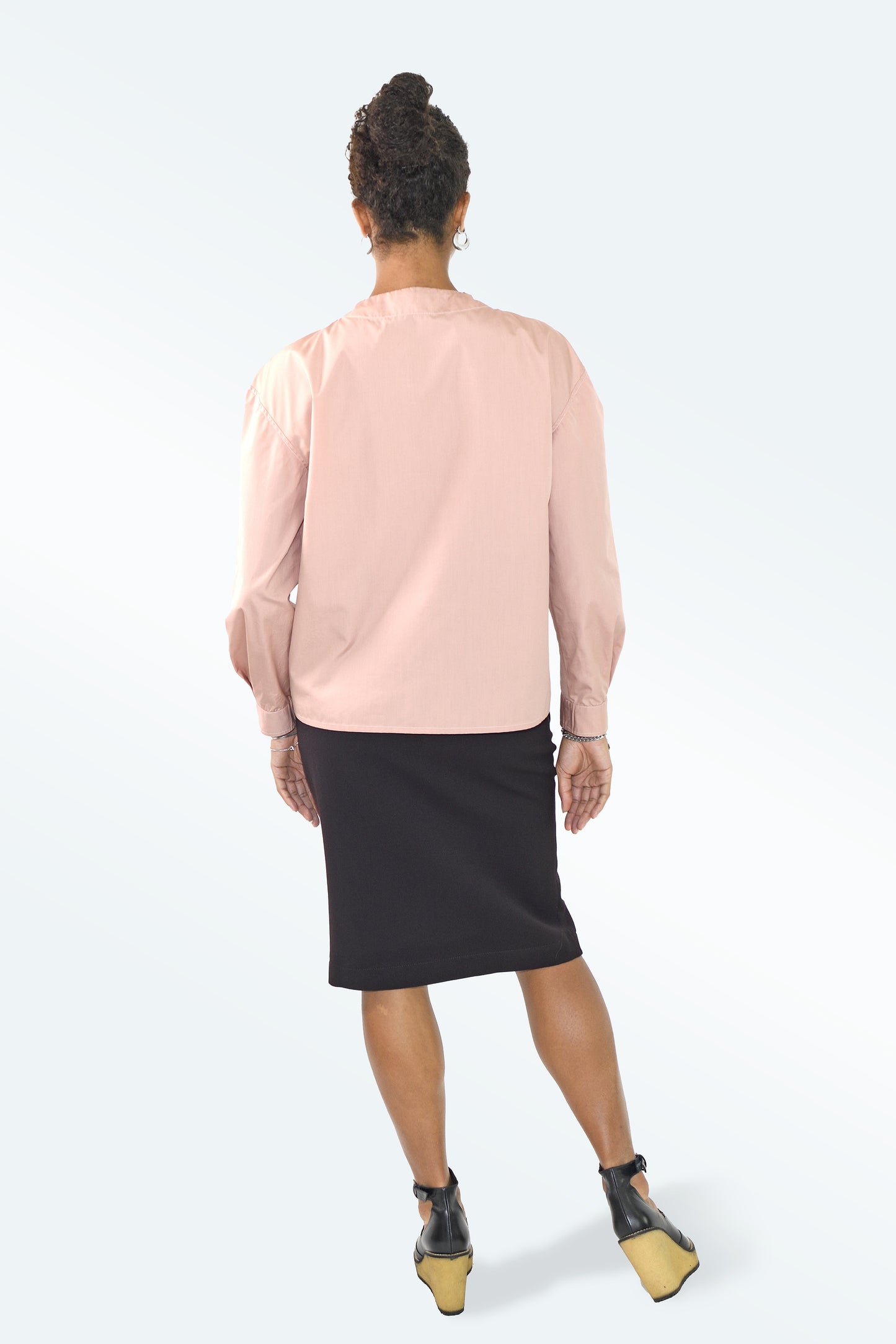 CHEMISIER EN COTON ROSE POUDRE A MANCHES LONGUES