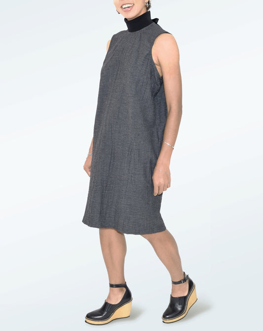 ROBE TEXTUREE A COL MONTANT en Laine