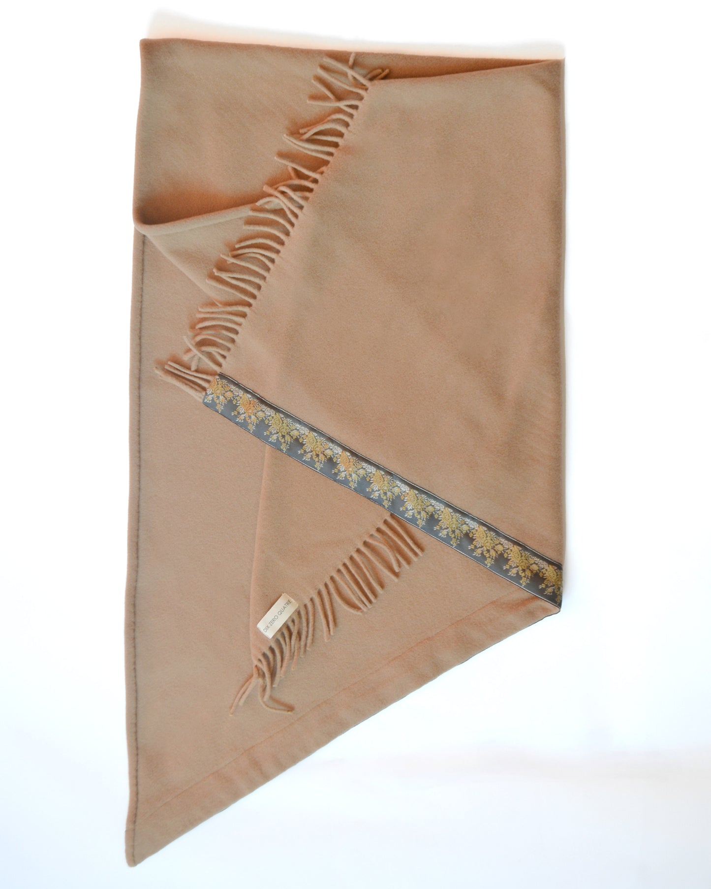 CHALE ASYSMETRIQUE A FRANGES MIMOSA