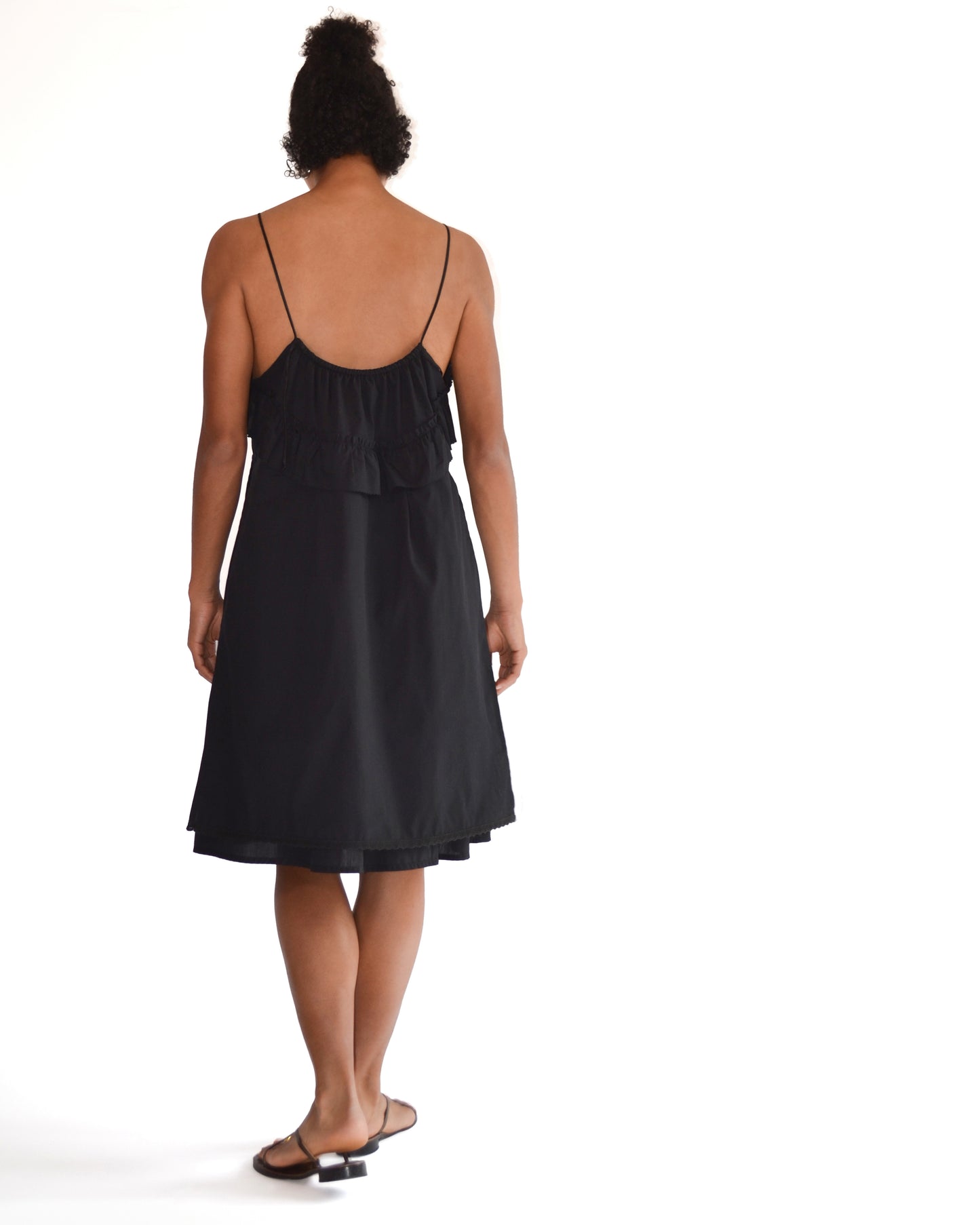 ROBE DOS-NU A VOLANTS en voile de coton